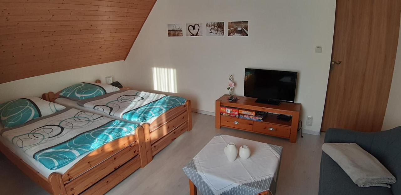 Ferienwohnung Leopold-Risch Ralswiek Exteriör bild
